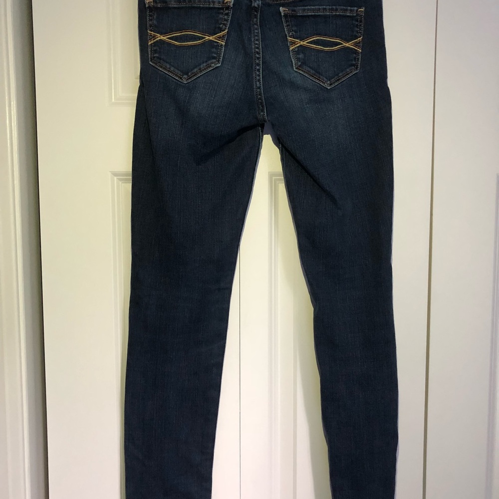 ABERCROMBIE & FITCH SKINNY JEANS